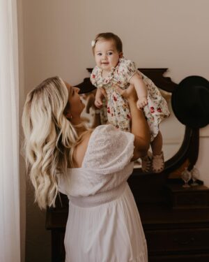 Jade Mead Instagram - Me and my girls 🥰 @marli.and.lottie 

I think I was always destined to be a girl mama 🥹

I love these photos from our Mummy & Me photo shoot with the very talented @foxandwildling_photography at @foxandwildling_studios 📸

#girlmum #mydaughters #mummyandme #mummyandmephotoshoot