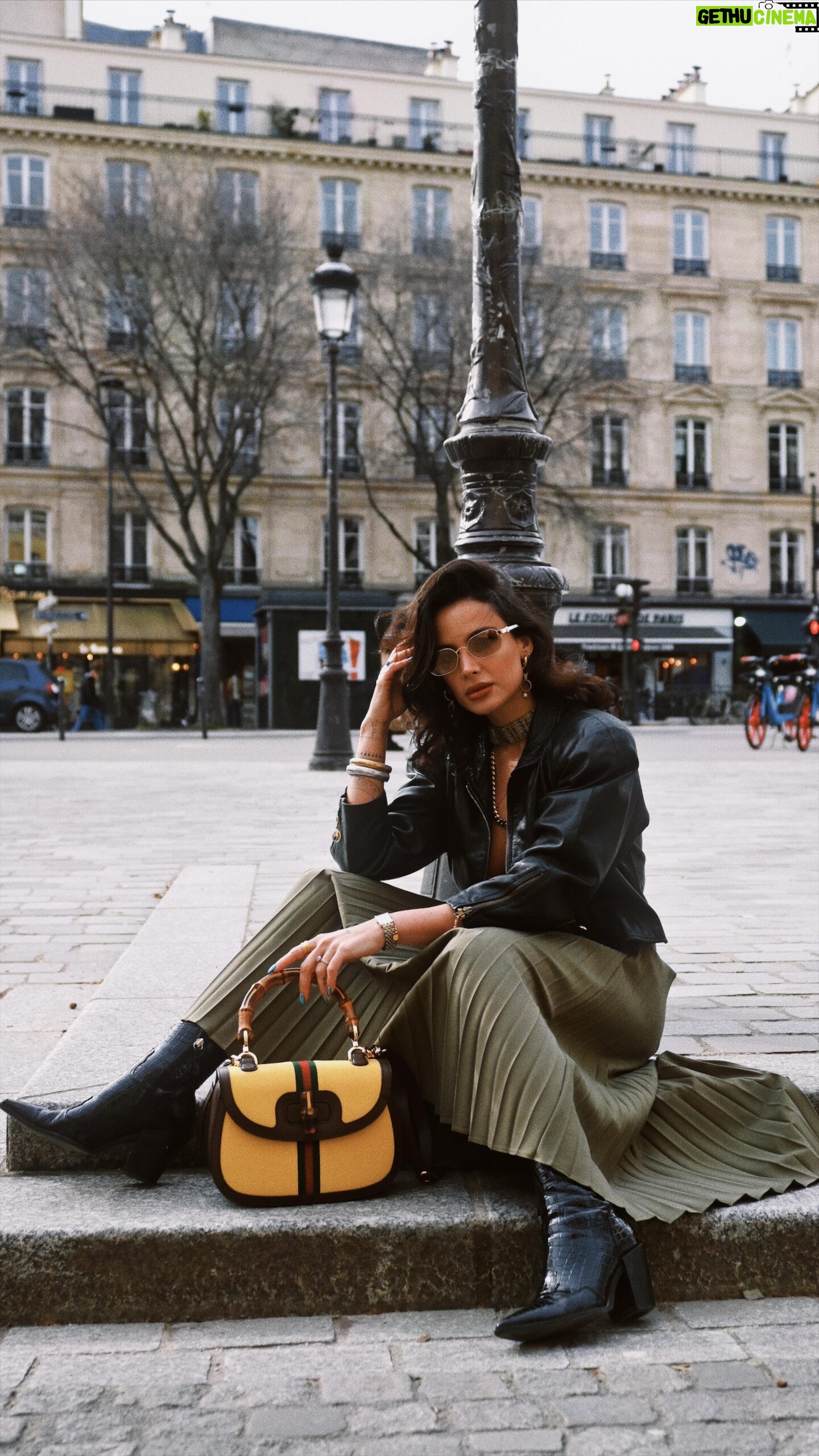 Jade Leboeuf Instagram - I’m up ✨ j’ai tellement hâte de partager avec vous les changements qui arrivent!!