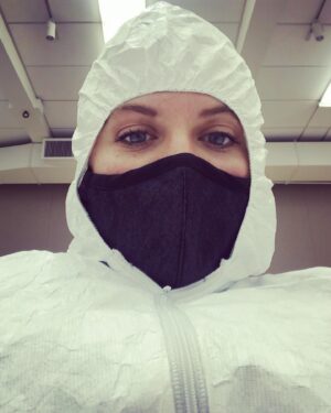 Jaicy Elliot Instagram - Never taking this bunny suit off 🐰#greysanatomy #shondaland #abcstudios