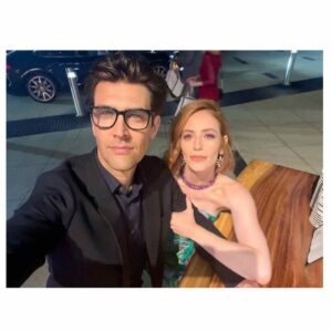 Jaime Ray Newman Instagram - I never went to Prom, but I suspect last night’s Evening Before the Emmy’s party was damn close. Ima and Aba had a lil too much fun… 🥂 @guy_nattiv 

Glam Team:
💄: @mjr_makeup 
💇‍♀️: @michaelforrey 
👗: @alessandrarich @netaporter @taraaquilina 
💎: @andreafohrman