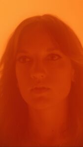 Jain Instagram - Je suis très heureuse de partager avec vous ce clip de Night Heights, j’espère qu’il vous plaira ♥️ Merci a @ab_cd_cd et a @lauraysebachman mon double