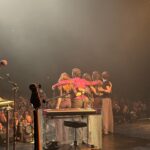 Jain Instagram – Life lately !
Merci @paloma_nimes pour votre accueil, c’était trop bien de revenir après tout ce temps! La tournée repart et ça fait du biiiiiiennng ❤️❤️❤️❤️ 
Merci à toute mon équipe incroyable d’être la :) 🥰