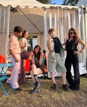 Jain Instagram - Merci @solidays ! Merci @rockinevreux ! Merci @freemusicfestival ! C’est un bonheur d’être sur scène 😌❤️…

Pic by @manufauque
