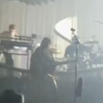 Jain Instagram - Amiens, Montpellier et Lyon, mais merciiiiiiiiiiiii 🔥🔥🔥❤️! Vous retrouver au rendez-vous est incroyable, j’en avais tellement rêvé 🥹 ! Ce début de tournée commence très très fort! Merci à toute mon équipe de feu grace à qui cette tournée est Full Fool Love ❤️🤘 @juli3_l3noir @osoumali @emelinefougeray @louxormusic @benjaminporraz @deryasound @mariesandrinem @romain_leclerc @jeremy.bargues @matthieucrossard @a_m_b_u_j_a_ @crabbylecrab