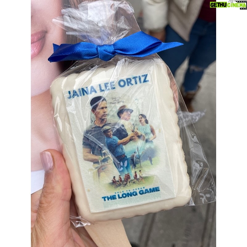 Jaina Lee Ortiz Instagram - Feeling the love from so many friends and family who are going out to support @thelonggamemovie this opening weekend. This one was definitely one for the books and something I’ll never forget. @jgracelopez surprised us with the the cutest cookie treats custom made by @mirnascustomcookies 🍭 Go check out this beautiful story based on the book by #HumbertoGgarcia Directed by #JulioQuintana Written by @serpaco & #jenniferstetson 🫶🏽