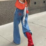 Jami Alix Instagram - wearing a stagecoach tank top is genuinely my version of attending a festival 🤠 i’m so curious are you stageCOACH or stageCOUCH!? @pacsun #pacpartner