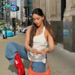 Jami Alix Instagram - wearing a stagecoach tank top is genuinely my version of attending a festival 🤠 i’m so curious are you stageCOACH or stageCOUCH!? @pacsun #pacpartner