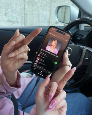 Jami Alix Instagram - basic white girl playlist 2024