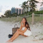 Jami Alix Instagram - florida!!!!! and a reminder that a spray tan, palm trees and being an idiot with your bestie really does cure summertime sadness 💔🌴 saved the best for last