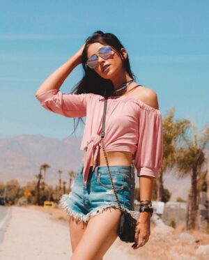 Jami Alix Instagram - absolutely jazzed to announce that i am finally sitting on my couch voluntarily this weekend but here is what i looked like in past years when trying to convince myself and the internet that imma festival girly (im not) <33 last one is from the first year of coachella when @leximars tricked me into driving us to palm springs & promised we had a place to stay when in reality she had absolutely no plan and we ended up sleeping over at a random promoters house (nothing happened) & thought we were SO cool bc we got invited to the same party as bella thorne and modsun lol this is why your 20s are a joke so please be in on the joke and enjoy them!!!!