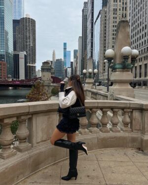 Jami Alix Instagram - officially a midwest city gurly 🥹🤍 moving into my first chicago apartment next week AH! terrified, excited, anxious, joyful, everything, everywhere. living alone is something i never wanted to do but i feel genuinely excited for all the future discoveries that come from this chapter. any advice is greatly appreciated!! outfit is all @pacsun linked in my stories 🤍 #pacpartner