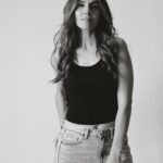 Jamie-Lynn Sigler Instagram - Portraits of a woman who steals all the kids Easter candy 🐰