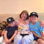 Jamie-Lynn Sigler Instagram - My Abuela. My Mima. Mi vieja. She’s 102 years old and she’s our everything. #pacienciayfe