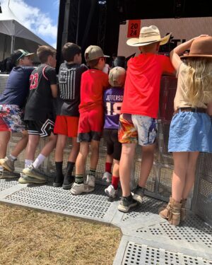 Jamie-Lynn Sigler Instagram - So grateful I was surrounded by some of my favorite people this difficult weekend, as we celebrated all the hard work that my guy and his wonderful partners put into on the first annual @cattlecountryfest  It was incredible and I’m so proud of you guys. Lots of winks from heaven this weekend ❤️