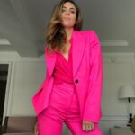 Jamie-Lynn Sigler Instagram - I'm wearing pink to let the world know: This is what the supermajority looks like and I feel our power more than ever. Women are the most powerful voting bloc in the country. And this November, we're showing up—with determination, with joy, and in pink—to cast our votes and demand a government that represents all of us. Together, we are unstoppable. #VotingSuitsYou. join me and post in pink! Get involved at argentwork.com/supermajority, or head to @argent to see more 💓💓💓