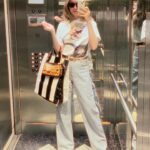 Jamie Clayton Instagram – March🥂🏳️‍⚧️