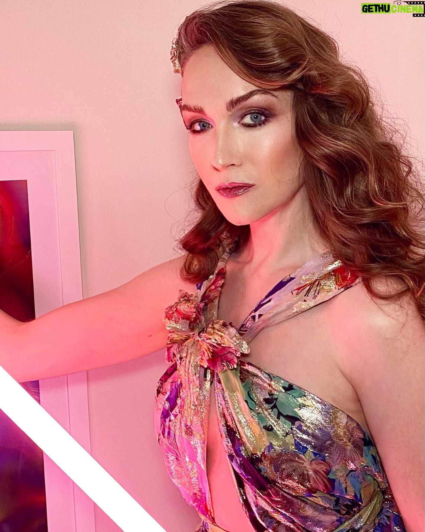 Jamie Clayton Instagram - Wearing @rodarte for the 34th annual @glaad Media Awards 🥂 Hair @cameron.rains Makeup @adambreuchaud Thank you @kateandlauramulleavy 🧡