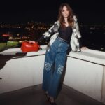 Jamie Clayton Instagram - Gracias @loewe @jonathan.anderson 🌹 #LOEWERodeoDrive