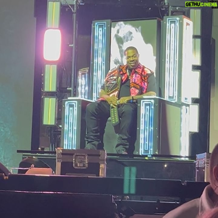 Jamie Szantyr - 5.8K Likes - So @bustarhymes & @spliffstar_mrlewis tore it up last night in Hartford!! π₯π₯π₯
@wwe
@50cent
#TheFinalLaptour