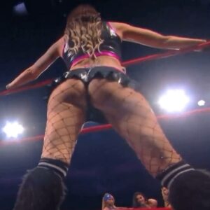 Jamie Szantyr Instagram - The infamous Cake Shake from #Impact1000!
@impactwrestling 

Ya girl still got it. 🎂🍑👀🔥