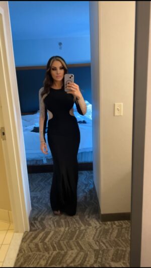 Jamie Szantyr Instagram - ✨Favorite dress.✨
