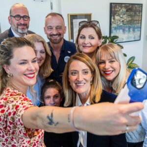 Jana Kovalčiková Instagram - By voting in June’s #euelections2024, we are not only protecting and promoting democracy, but we are deciding the direction that we want Europe to take in the next 5 years. It is about ensuring a safer, fairer, and more equal Europe for all.

I enjoyed discussing all of this with a number of Slovak actors, presenters and editors, together with President @zuzana_caputova. Thank you for helping us to get the message across: #využisvojhlas #useyourvote 🇪🇺🇸🇰