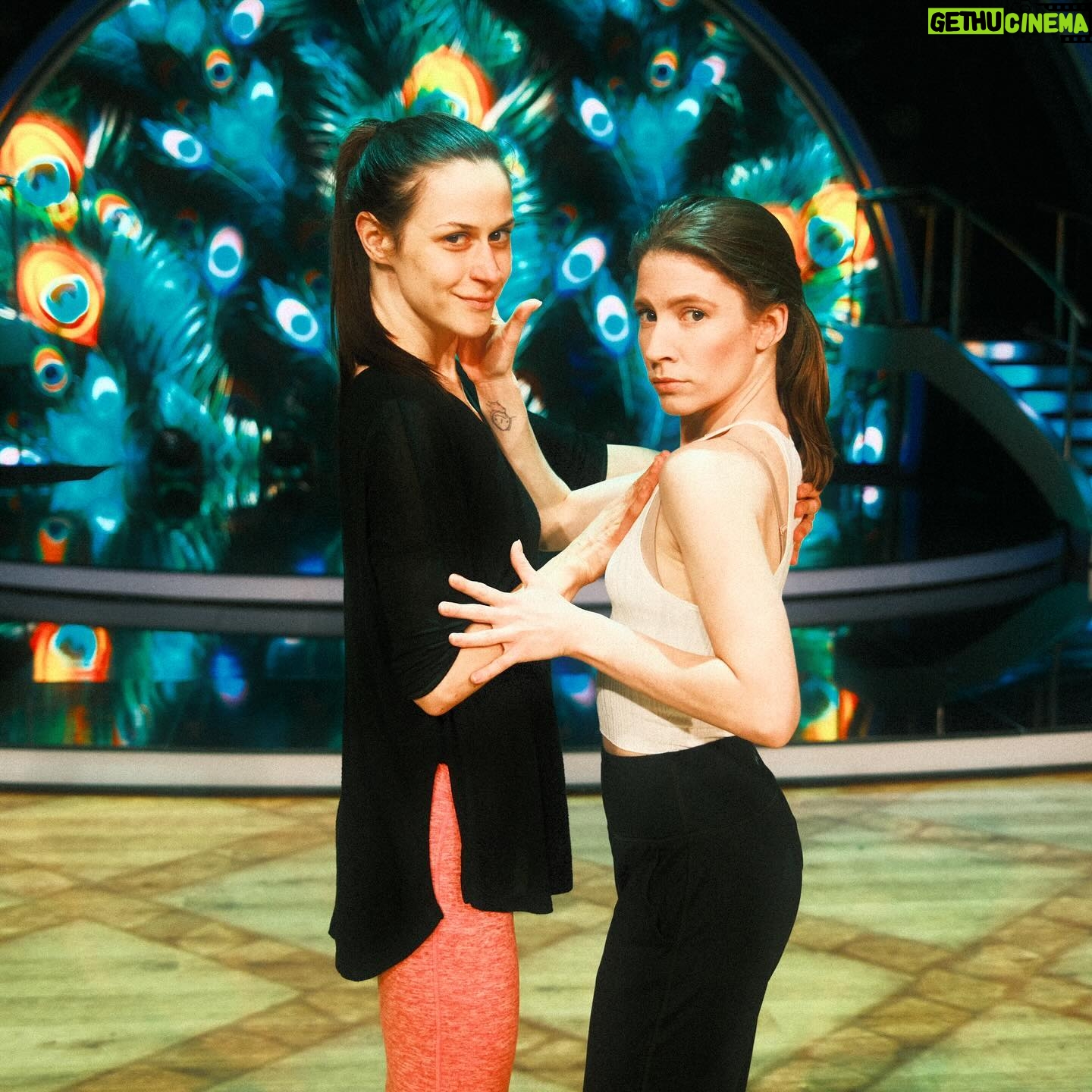 Jana Kovalčiková - 4.4K Likes - Prešov RULES 😂 Ďaľšia trojica Anicka - Janka & Jaro 💃 Trio Samba night 🔥 Budú TOP ?
#letsdancemarkiza #momenty #triodance #tanec #samba #exkluzivne #backstage #pepehopohlad