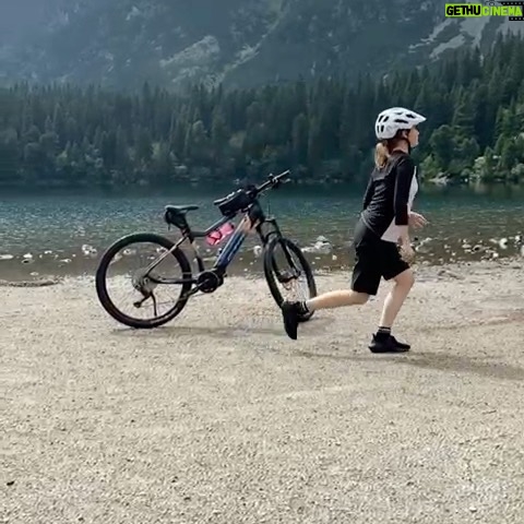 Jana Kovalčiková - 2.9K Likes - priateľstvám sa medze nekladú! a medzi moje obľúbené priateľstvá patrí aj priateľstvo s @ctmbikes ďakujem za všetky zážitky! takže-#zbajkujslovensko a #budkamos ako aj #dreamteam @zuzanavrablova @basastevulova @tonosuchota @brano.deak @zivotgangu 🌸#ad