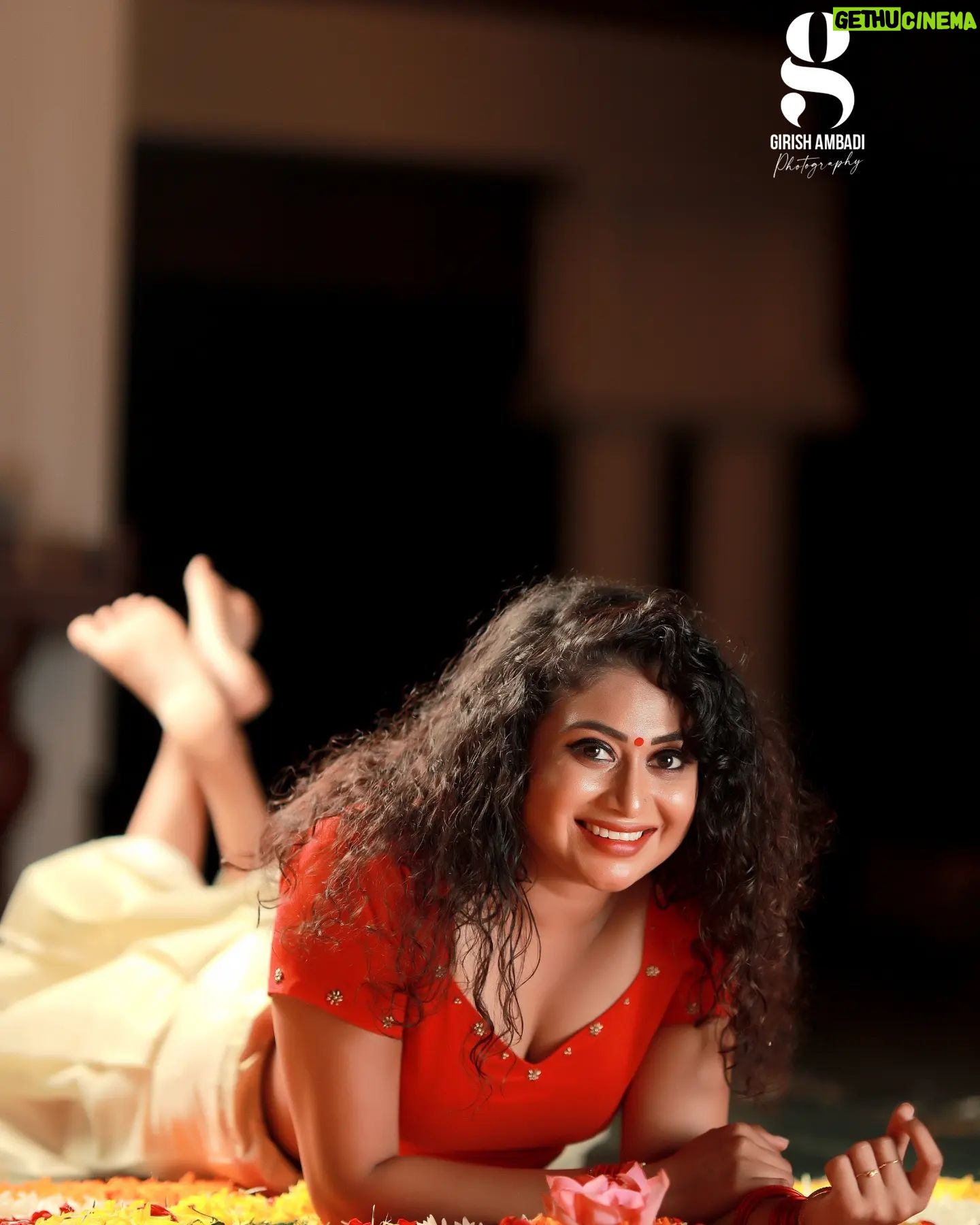 Janaki Sudheer - 6K Likes - ❤️❤️❤️
Still @girishambadi
Makeover @makeover_beauty__
#instagood #instafashion #instamood #instalike #instadaily #instagram #instamood #picoftheday #pictureoftheday #happiness #happy #photooftheday #postoftheday #love #onam #janakisudheer #modelsofinstagram #modelsofkerala #bigbossmalayalamseason4 #bigbossmalayalam #enjoylittlethings #smile #peace