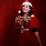 Janaki Sudheer Instagram - Merry Christmas 🎅 🎄 #picoftheday #pictureoftheday #pretty #modelsofinstagram #modelsofkerala #bigbossmalayalam #bgbossmalayalamseason4 #janakisudheer #happiness #instagood #iamonmyway #instafashion #instadaily #vibes_of__kerala #enjoylittlethings #explore #cute #happy #selflove #smile