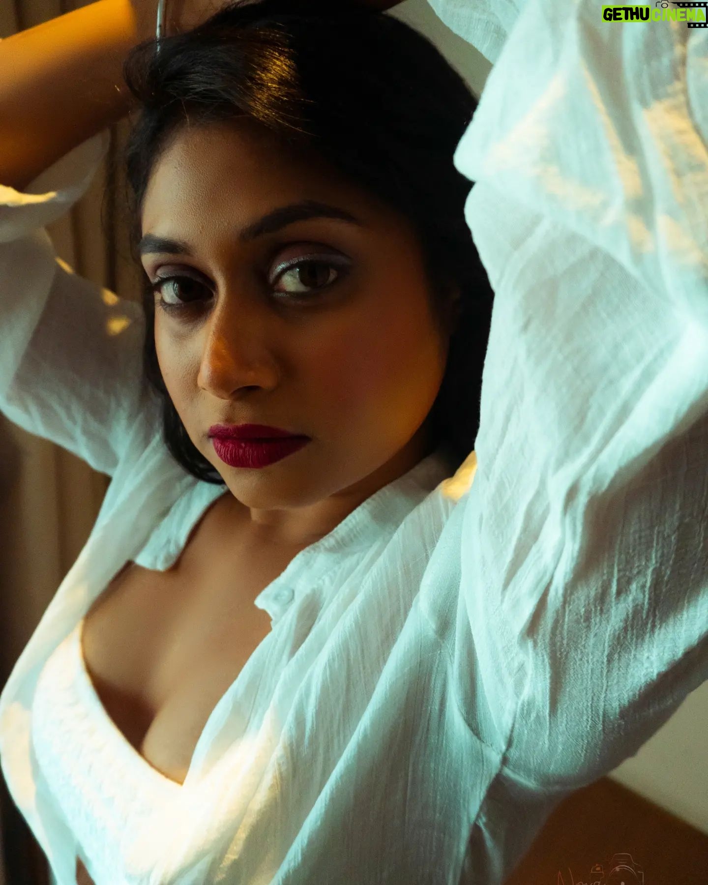 Janaki Sudheer - 14.4K Likes - Move forward. Good things are up ahead.
📷 @nova_photography___
💄 @mua_alisha_official
#instagood #instafashion #instalike #instadaily #instagram #instagood #enjoy #enjoylife #enjoythejourney #enjoythemoment #explore #exploremore #janakisudheer #modelsofinstagram #modelsofkerala #bigbossmalayalam #bigbossmalayalamseason4 #love #lovequotes #loveyou #lifequotes