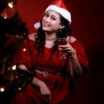 Janaki Sudheer Instagram - Merry Christmas 🎅 🎄 #picoftheday #photooftheday #pictureoftheday #merrychristmas #happiness #vibes_of__kerala #modelsofinstagram #modelsofinsta #modelsofkerala #bigbossmalayalam #bigbossmalayalamseason4 #janakisudheer #instagood #instafashion #instalike #instadaily #mood #cute #enjoylittlethings #iamonmyway