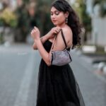 Janaki Sudheer Instagram - Where there is black, there is endless beauty. 💄 @mua_alisha_official 📷 @ebin_ambattu #pictureoftheday #possitivevibes #photooftheday #instagood #iamonmyway #instalove #instafashion #instadaily #instalike #instamood #janakisudheer #janakisudheerarmy #modelsofinstagram #modelsofkerala #malayalam #bigbossmalayalam #bigbossmalayalamseason4 #iamonmyway #happiness #culryhair #peace