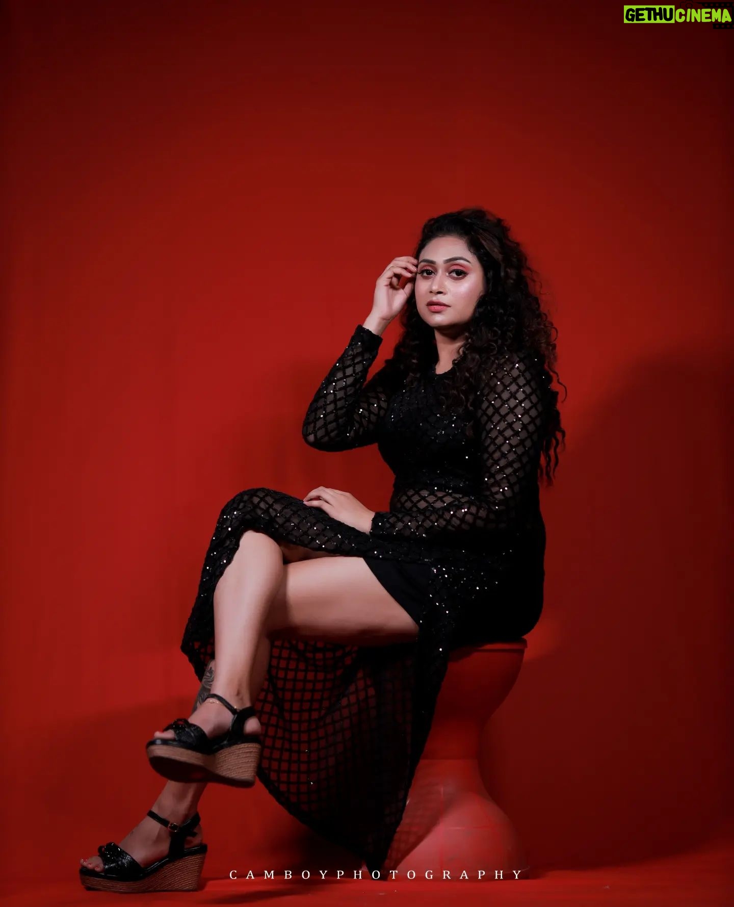 Janaki Sudheer - 2K Likes - "Embrace 2024 with open arms and a heart full of hope;For every new year brings fresh chapters yet unwritten, waiting for our stories to unfold."
#newyear #instagood #iamonmyway #instafashion #instalove #instadaily #instamood #photooftheday #picoftheday #pretty #cute #happiness #janakisudheer #modelsofinstagram #malayalamcinema #modelsofinstagram #modelsofkerala #bgbossmalayalam #bigbossmalayalamseason4 #peace #selflove #smile