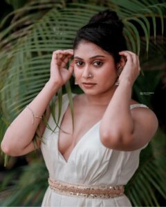 Janaki Sudheer Instagram - Advance happy vishu all 📷 @ebin_ambattu 👗 @jez_fio 💄 @mua_alisha_official #insta #instagood #instalove #instafashion #instadaily #instalike #ebinambattu #enjoylittlethings #explore #exploremore #vishu #picoftheday #possitivevibes #pictureoftheday #janakisudheer #bigbossmalayalamseason4 #bigbossmalayalam #confidence #celebration #cute #picoftheday #modelsofkerala #modelsofinstagram #happinessquotes #happiness #smilemore #selflove
