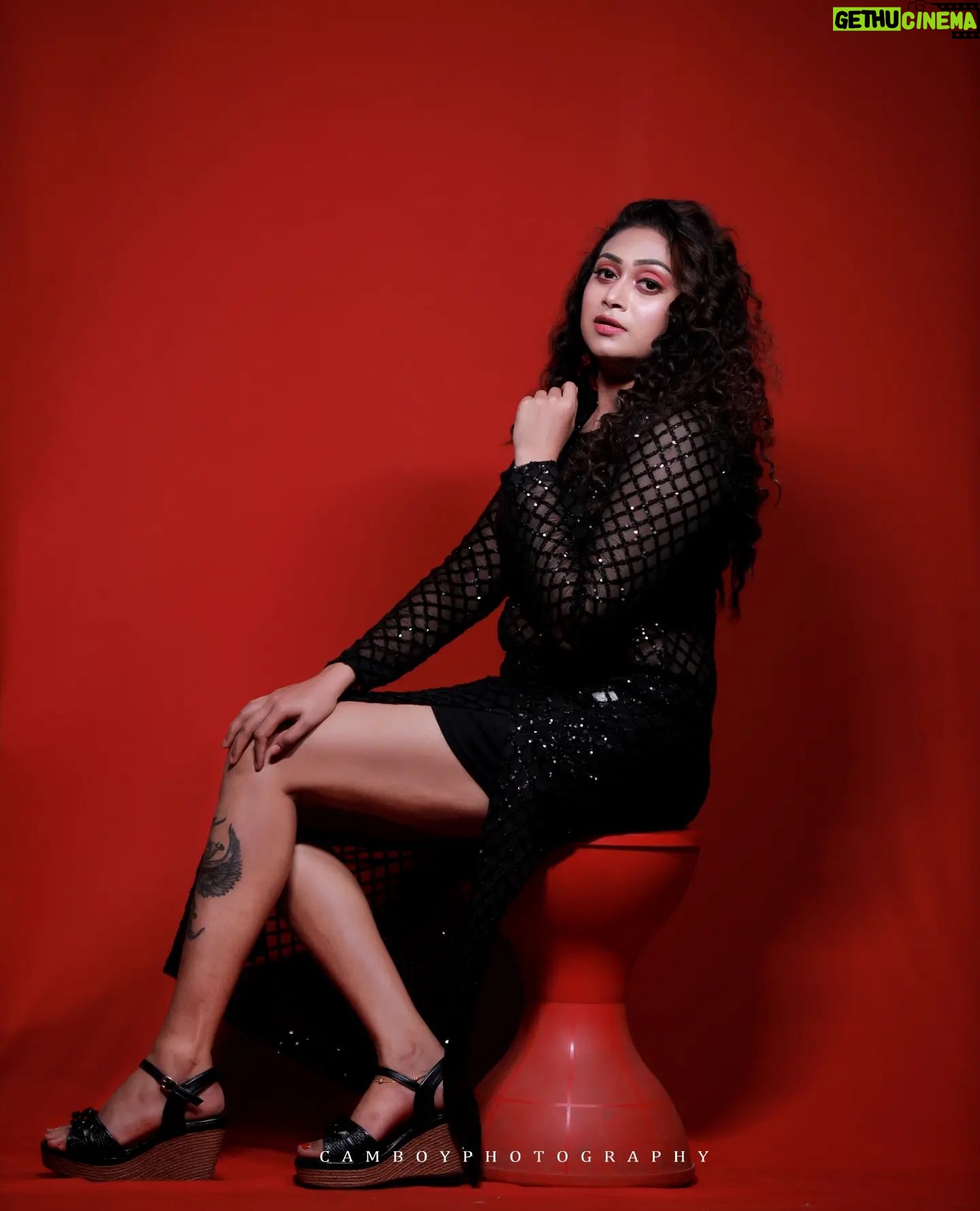 Janaki Sudheer - 2K Likes - "Embrace 2024 with open arms and a heart full of hope;For every new year brings fresh chapters yet unwritten, waiting for our stories to unfold."
#newyear #instagood #iamonmyway #instafashion #instalove #instadaily #instamood #photooftheday #picoftheday #pretty #cute #happiness #janakisudheer #modelsofinstagram #malayalamcinema #modelsofinstagram #modelsofkerala #bgbossmalayalam #bigbossmalayalamseason4 #peace #selflove #smile