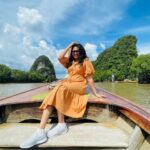 Janaki Sudheer Instagram - Travel is an investment in yourself 😍 #instagood #instagram #instamood #instadaily #reelitfeelit #instalike #instaphoto #janakisudheer #modelsofinstagram #modelsofkerala #bigbossmalayalam #bigbossmalayalamseason4 #iamonmyway #smile #happiness #happy #shinebright
