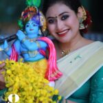Janaki Sudheer Instagram - Happy vishu all ❤️❤️❤️❤️ #instagood #instalove #iamonmyway #instafashion #instadaily #instalike #instamood #instagram #postoftheday #picoftheday #pictureoftheday #vishu #happiness #happy #loveyourself #janakisudheer #modelsofinstagram #malayalamcinema #modelsofkerala #bigbossmalayalam #bigbossmalayalamseason4 #smile #selflove #peace
