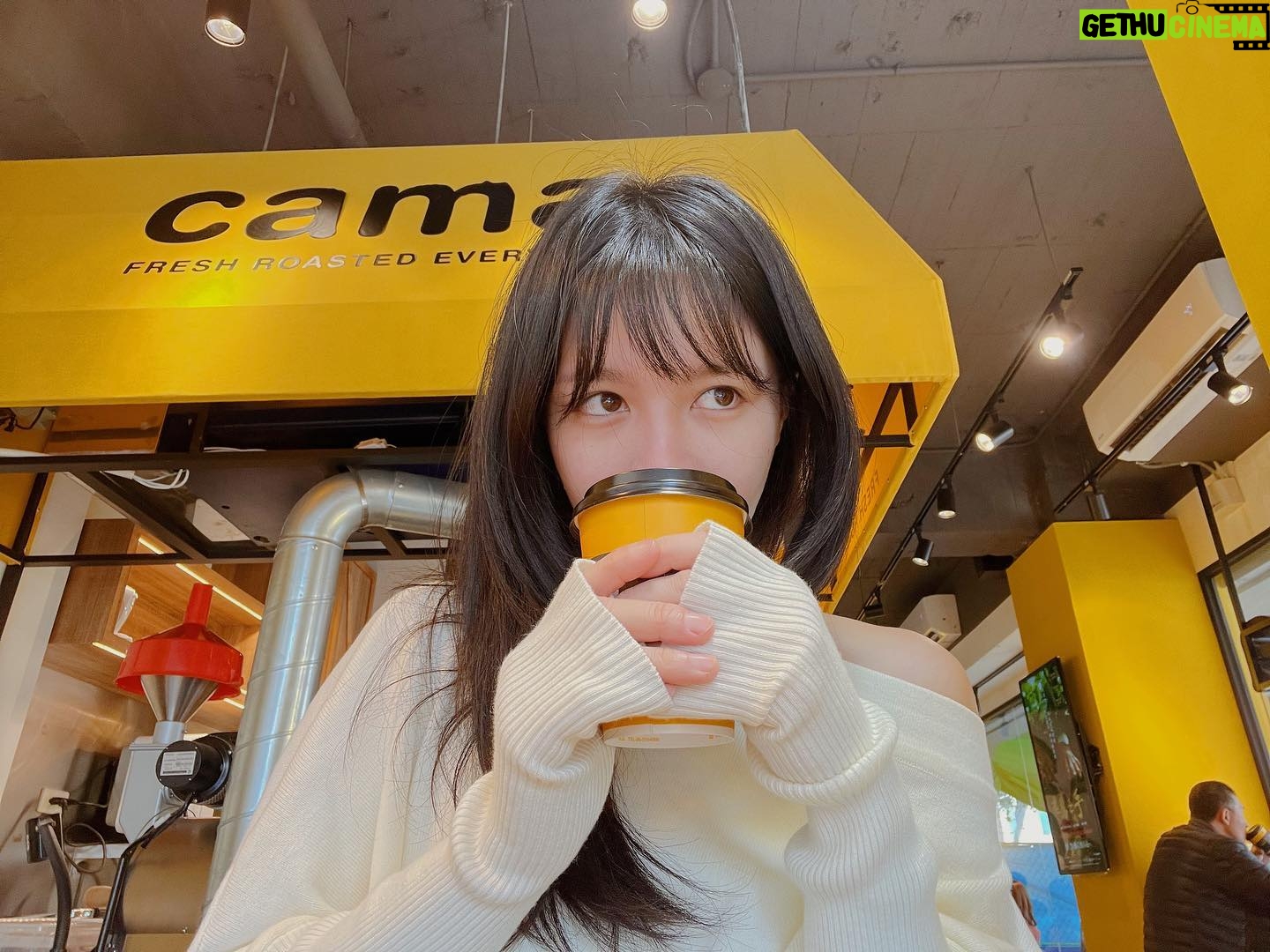 Jane Chen - 3.2K Likes - 難得把女鵝丟在家