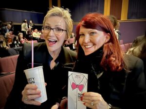 Jane Lynch Instagram - Aren’t we adorable?! @therealkateflannery @partydownstarz