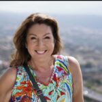 Jane McDonald Instagram - New Series: The Canary Islands with Jane McDonald - starts this friday. Join me on my island-hopping adventure across the Canaries, where I’ll be discovering the hidden treasures that each destination has to offer. Starting in Tenerife, I’ll be staying in Playa de las Americas and heading up Mount Teide by cable car. I’ll be tasting the Canarian banana, visiting the old town of La Oratava, visiting Siam Park, and taking a day trip to neighbouring island La Gomera! Episode 1: Friday 5th January 9pm on Channel 5.