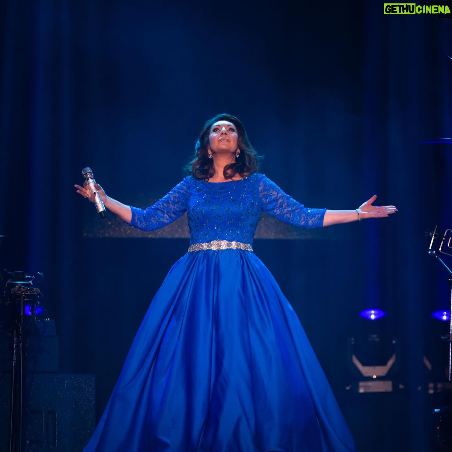 Jane McDonald Instagram - I first wore this gorgeous blue dress at my 2019 Christmas show. Designed by @kayheeley the dress has a nipped in waist and three-quarter length sleeves - a real classic! I can’t wait to share the outfits for my upcoming tour with you!
