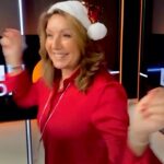 Jane McDonald Instagram - Here’s a Christmas Lip Sync for you! Don’t forget to tune into BBC Radio 2 on Christmas Day at 12:00pm for Jane’s radio 2 debut! ❄️ @thejanemcdonald