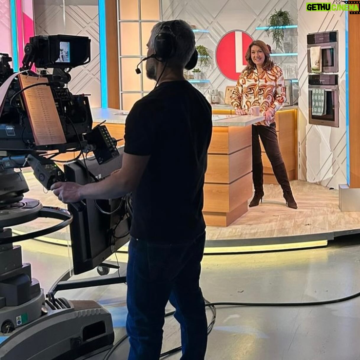 Jane McDonald Instagram - I had a great time on @lorraine this morning chatting about my music, my love of performing and what has inspired my ‘With All My Love’ 2024 tour! Catch up on @itvxofficial if you missed it! #lorraine