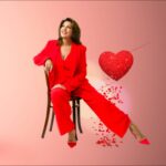 Jane McDonald Instagram - Tickets are now on sale for my 2024 tour! Visit my website to book yours - www.jane-mcdonald.com. Can't wait to see you there! @cuffeandtaylor