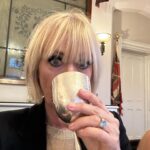Jane Moore Instagram – We had an incredible after hours peek at the Crown Jewels last night courtesy of the Yeomans and their partners who live and work at the Tower of London. Such a special evening and thankfully, after dinner, they let us back out again…  @kayeadamsofficial @charlenewhite @natalieedwards_tv 
#toweroflondon #yeomans #beefeaters #crownjewels