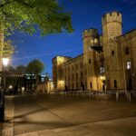 Jane Moore Instagram – We had an incredible after hours peek at the Crown Jewels last night courtesy of the Yeomans and their partners who live and work at the Tower of London. Such a special evening and thankfully, after dinner, they let us back out again…  @kayeadamsofficial @charlenewhite @natalieedwards_tv 
#toweroflondon #yeomans #beefeaters #crownjewels