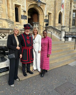 Jane Moore Instagram - We had an incredible after hours peek at the Crown Jewels last night courtesy of the Yeomans and their partners who live and work at the Tower of London. Such a special evening and thankfully, after dinner, they let us back out again…  @kayeadamsofficial @charlenewhite @natalieedwards_tv 
#toweroflondon #yeomans #beefeaters #crownjewels