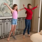 Jane Seymour Instagram - Happy #OpenHeartsSunday! ❤️ A rainy day like today is perfect for a little ballet! 🩰 Willa’s just started taking classes and I’m committed to starting again after 56 years! Is it too late? 😅