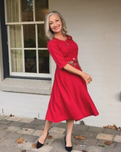 Jane Seymour Instagram - Join me this upcoming Sunday, April 28 for a special matinee show of #RubysChoiceFilm followed by a Q&A with yours truly! ✨ ⁣Here’s a behind-the-scenes throwback from set! 🥰⁣ ⁣⁣ Experience @rubyschoicefilm with me at Laemmle Town Center, Encino. ♥️ Visit laemmle.com/film/rubys-choice for more details and tickets or tap the link in my Instagram Stories!